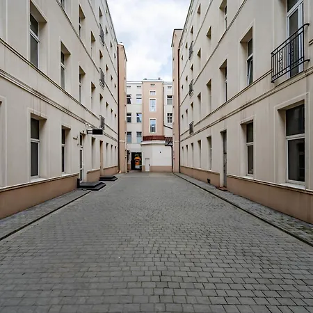 Centre With Mezzanine By Bookinghost Apartment *